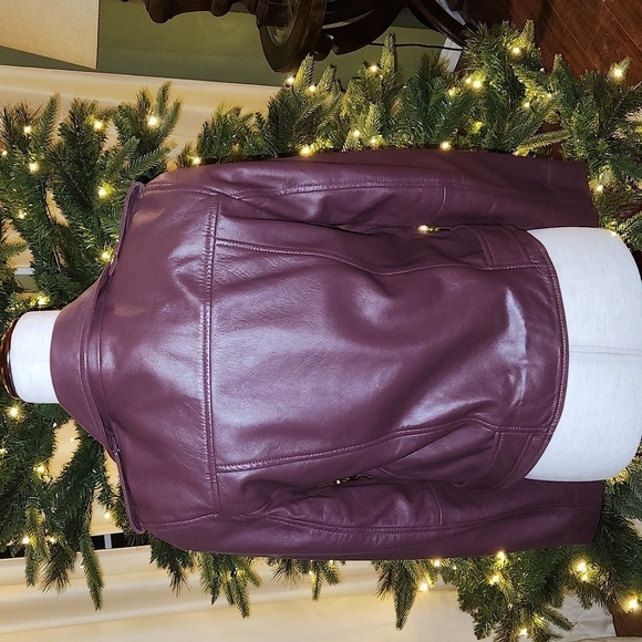 NWT Walter Baker Plum Color Lamb Leather Biker Jacket-Size M​​​​​​​​ - Picture 4 of 5